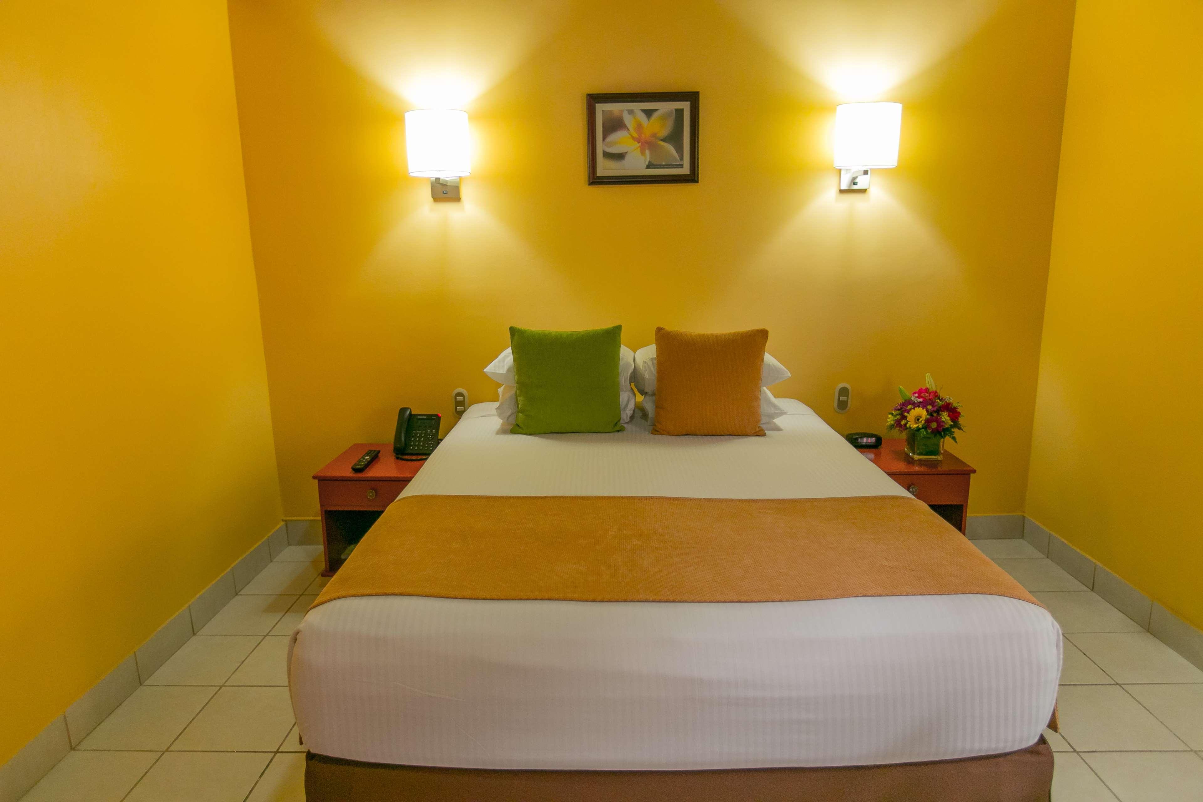 Best Western Las Mercedes Airport Манагуа Экстерьер фото