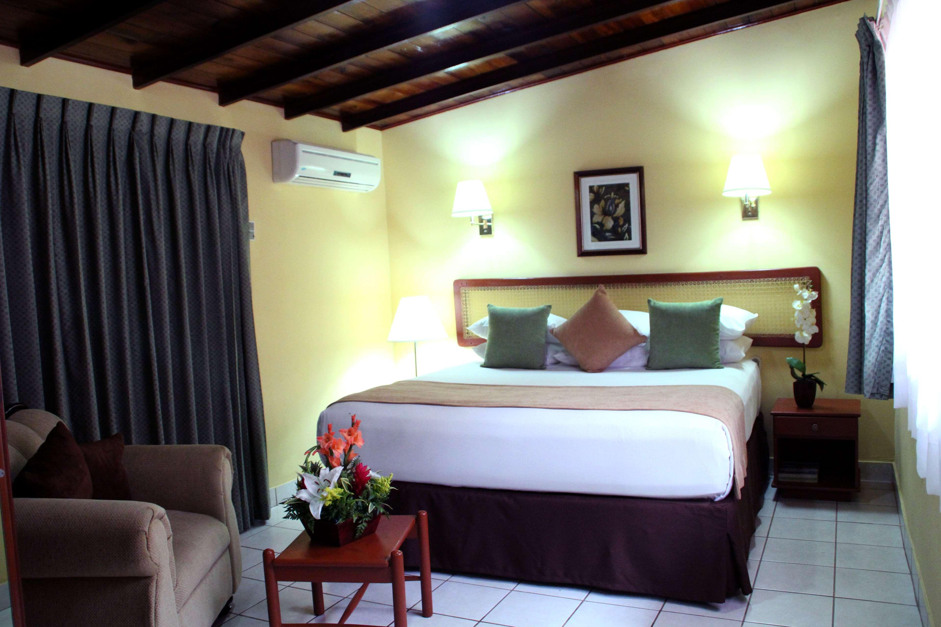 Best Western Las Mercedes Airport Манагуа Экстерьер фото