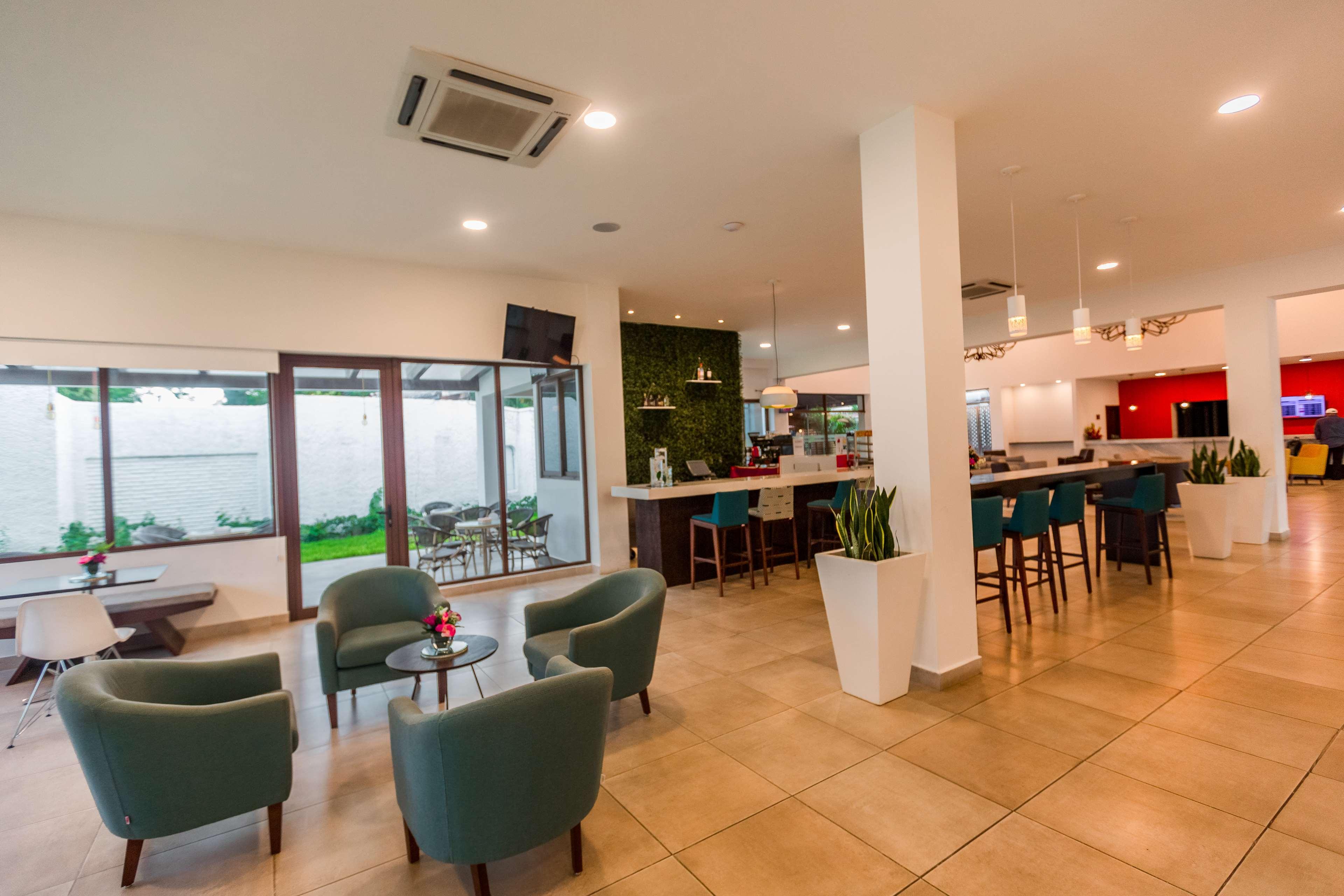 Best Western Las Mercedes Airport Манагуа Экстерьер фото