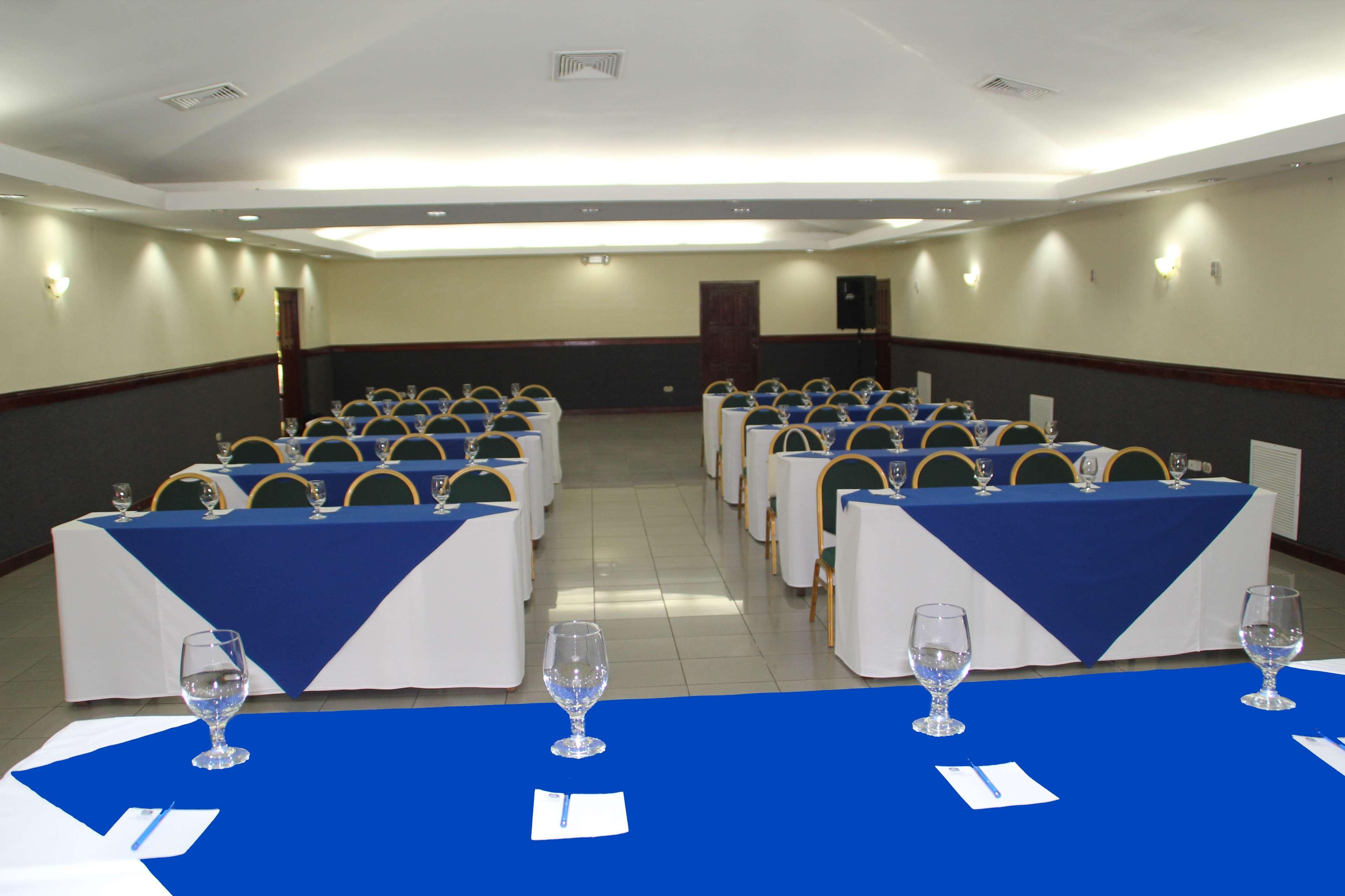 Best Western Las Mercedes Airport Манагуа Экстерьер фото