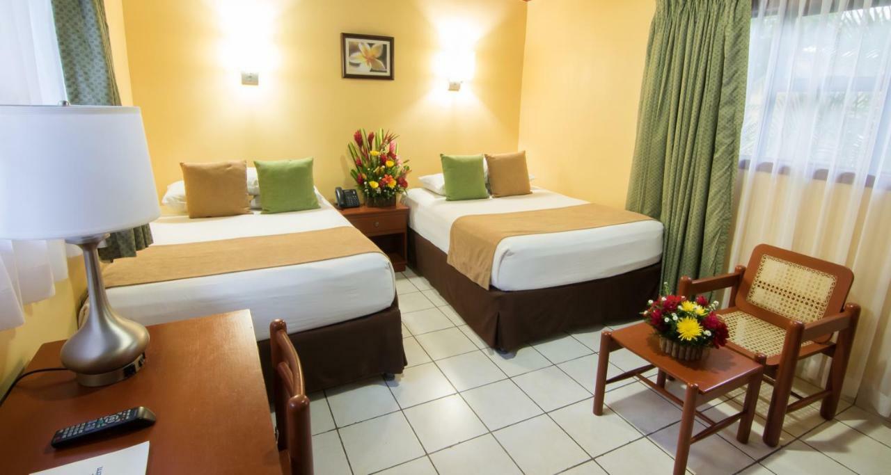Best Western Las Mercedes Airport Манагуа Экстерьер фото